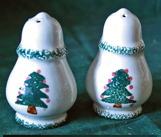 Tienshan Winter Wonderland Salt & Pepper Shaker Set Christmas Tree