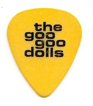 Goo Goo Dolls John Rzeznik Yellow Guitar Pick - 1999 Dizzy Up The Girl Tour