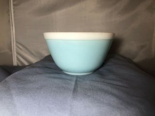 Pyrex Turquoise Blue Americana Mixing Bowl 401,  1.  5 Pt,  Blue With White Rim