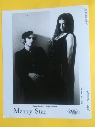 Mazzy Star Press Photo 8x10,  David Roback,  Hope Sandoval,  Capitol Records 1993