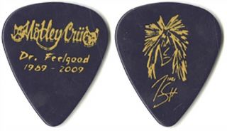 Motley Crue Nikki Sixx 2009 Dr Feelgood 20th Anniversary Gold/purple Guitar Pick