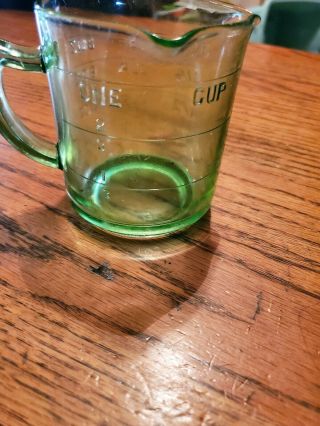 Vintage Hazel Atlas 1 Cup Green Glass Measuring Cup 2
