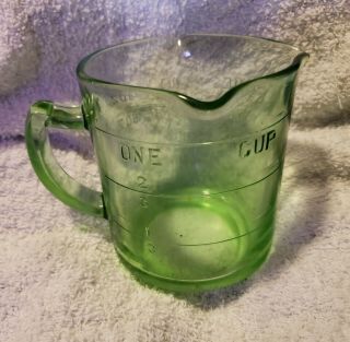 Vintage Hazel Atlas 1 Cup Green Glass Measuring Cup 5