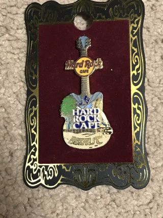 Hard Rock Cafe Beirut City Tee Guitar Pin