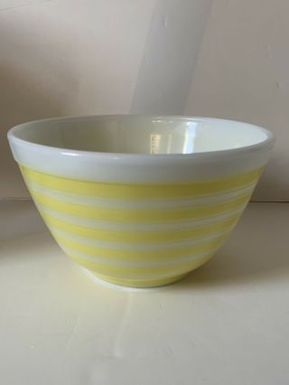 Vintage Pyrex Yellow Rainbow Stripes Mixing Bowl 401 1 1/2 Pint 2