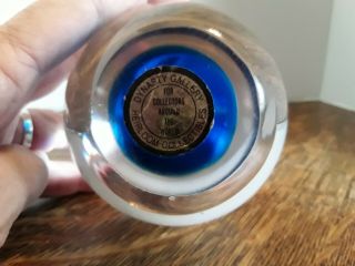 Paperweight Dynasty Gallery Heirloom Collectibles Blown Glass Blue & Clear 3