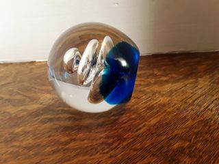 Paperweight Dynasty Gallery Heirloom Collectibles Blown Glass Blue & Clear 4