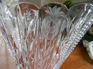 Vintage Cut Lead Crystal Fan Shaped Vase 21.  5cm Flower Design Heavy Base 5