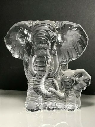 Mats Jonasson Style African Bull Elephant & Calf Sculpture Art Glass Paperweight