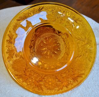 Vintage Tiara By Indiana Glass Set Of 2 Dinner Plates Sandwich Amber 10 3/8 "