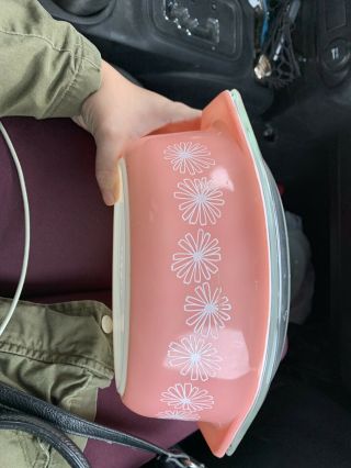 Vintage Pyrex Pink Daisy 043 Oval Casserole Dish 1.  5 Qt With Lid