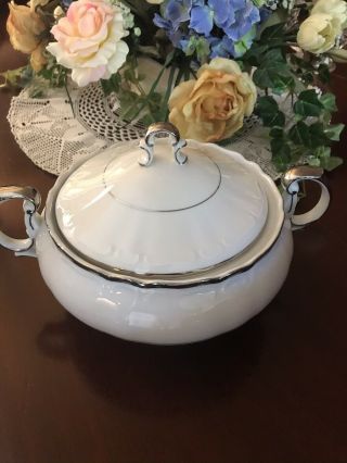 Harmony House Silver Sonata 3639 Rare Large Covered Vegetable Serving Bowl (10 ")