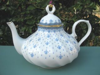 Porcelana Quinta Nova Portugal Tea Pot Blue & White Fleur De Lis,  Porcelain