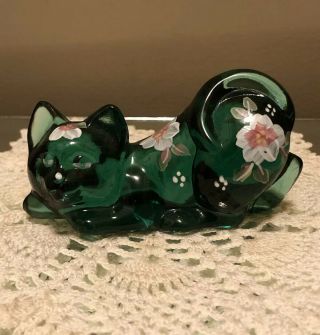 Fenton Art Glass Dark Green Carnival Crouching Cat Flowers Artist Signed