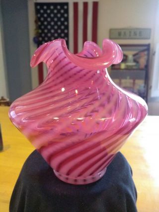Vintage Fenton Cranberry Opalescent Swirl Vase W Ruffled Top Rim 5 "