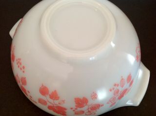 Vintage Pink Gooseberry Pyrex Cinderella Bowl 443 2.  5 quart 2