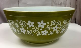 Vintage Pyrex Spring Blossom Green Crazy Daisy Mixing Bowl 2.  1/2 Quart 403