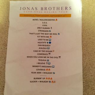 Jonas Brothers Happiness Begins Tour Stage Setlist Nashville Concert Rare