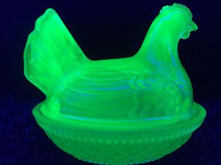 Blue Vaseline glass hen / chicken on nest basket candy dish Uranium farm cobalt 7