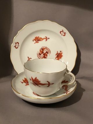 Meissen Red Ming Dragon Flat Cup Saucer Plate Scalloped Gilded Rims Perfect