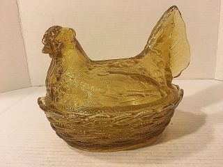 Large Glass Amber (yellow) Hen On Nest