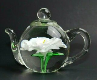 Dynasty Gallery Heirloom Collectibles Art Glass Teapot Paper Weight White Flower