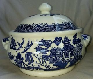 Churchill Blue Willow Made In England Lidded Serving Bowl