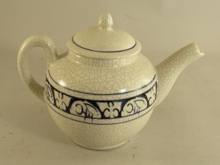 The Potting Shed Dedham Pottery Teapot W/Lid Rabbit Bunny Crackle 2