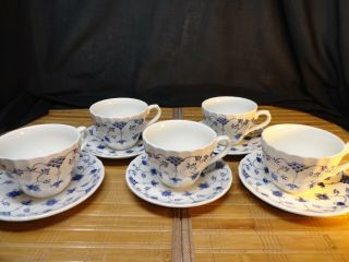 Churchill Finlandia Cups And Saucers,  Made In England,  Set Of 5
