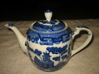 Vintage Porcelain/china Blue Willow Design Teapot With Lid From Japan 1924