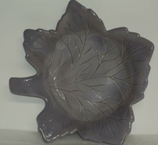 Westmoreland Purple Slag Glass Leaf Shaped Dish (a)