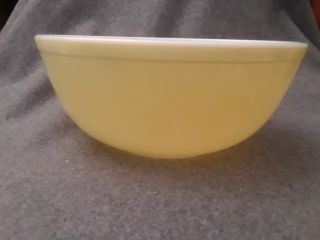 Vintage Yellow Pyrex Mixing Bowl - - Primary Yellow - T.  M.  Reg - 404 - A - 7 2