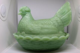 Jadeite Green Glass Hen On The Nest Covered Candy Dish