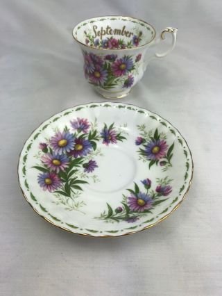 Royal Albert “flower Of The Month” September Daisy Teacup/saucer