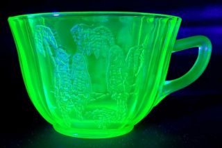 Vtg Federal Glass Sylvan Parrot Vaseline Uranium Green Tea Or Coffee Cup