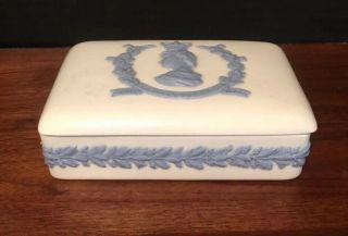 Wedgwood Queensware Blue On White Coronation Box 5”x4” Elizabeth Ii 1953