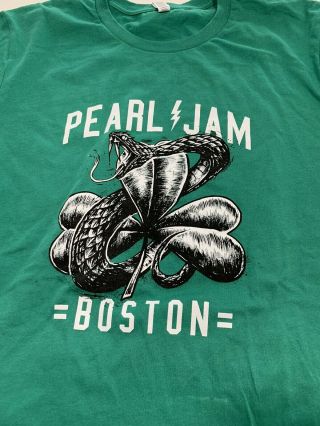 Pearl Jam T Shirt Boston Fenway Park Large 2018 Pj Tour Clover Green T - Shirt