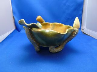Vintage - Art Pottery,  Art Noveau / Arts & Craft Style - Waterlillies