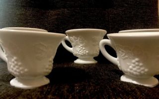 Vintage Set Of 5 Milk Glass Footed Coffee Cups Teacups Mug Grape Vineyard Design