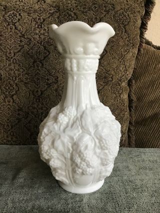 Vintage Mid Century Imperial White Milk Glass Vase With Grapes