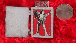 Hard Rock Cafe Pin Detroit Gene Simmons Kiss Road Case Door Hat Lapel Guitar Bat