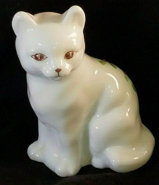 Fenton Sitting Cat Art Glass Hand Painted Violets On White Milk Glass D.  Owens