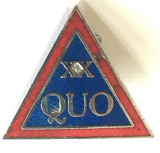 Status Quo Xx Anniversary Tour Old Og Vtg 1980`s Concert Enamel Metal Pin Badge
