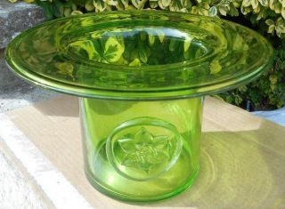 Dartington Bright Green Top Hat/flower Bottle Lily Flower Vase/bowl