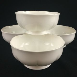 Set Of 4 Cereal Bowls 5 1/2 " By Block Windsor Bone White Scalloped Thailand