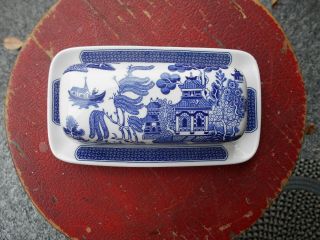 Churchill Blue Willow Georgian Covered Butter Dish From England.