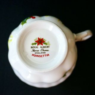 Royal Albert Poinsettia Tea Cup Saucer Christmas Red Floral Footed Gold Vintage 7