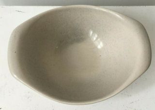RUSSEL WRIGHT Bauer Pottery American Modern Double Lug Bowl Beige White MCM 4