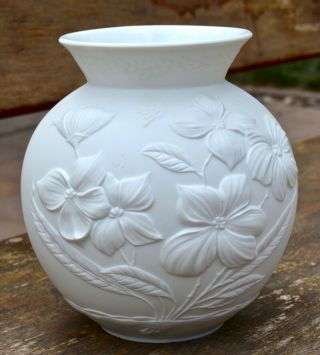 Vintage Kaiser Germany Bisque Porcelain Floral Round Vase By M.  Frey 0354