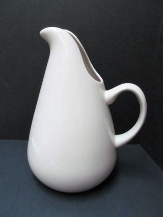 Russel Wright Linen Creme By Oneida 11 " Pitcher